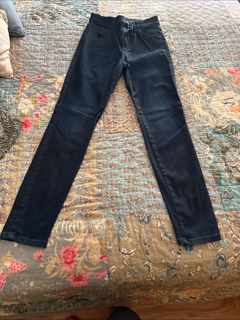 Women’s Skinny Jeans in Dark Blue - Classic Stretch Fit